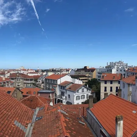 Beautiful For 2/4 Person, Amazing View Lägenhet Biarritz